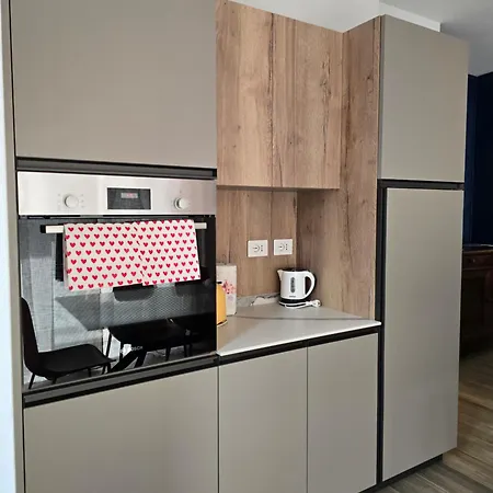 Veronavera Virgilio Apartment *